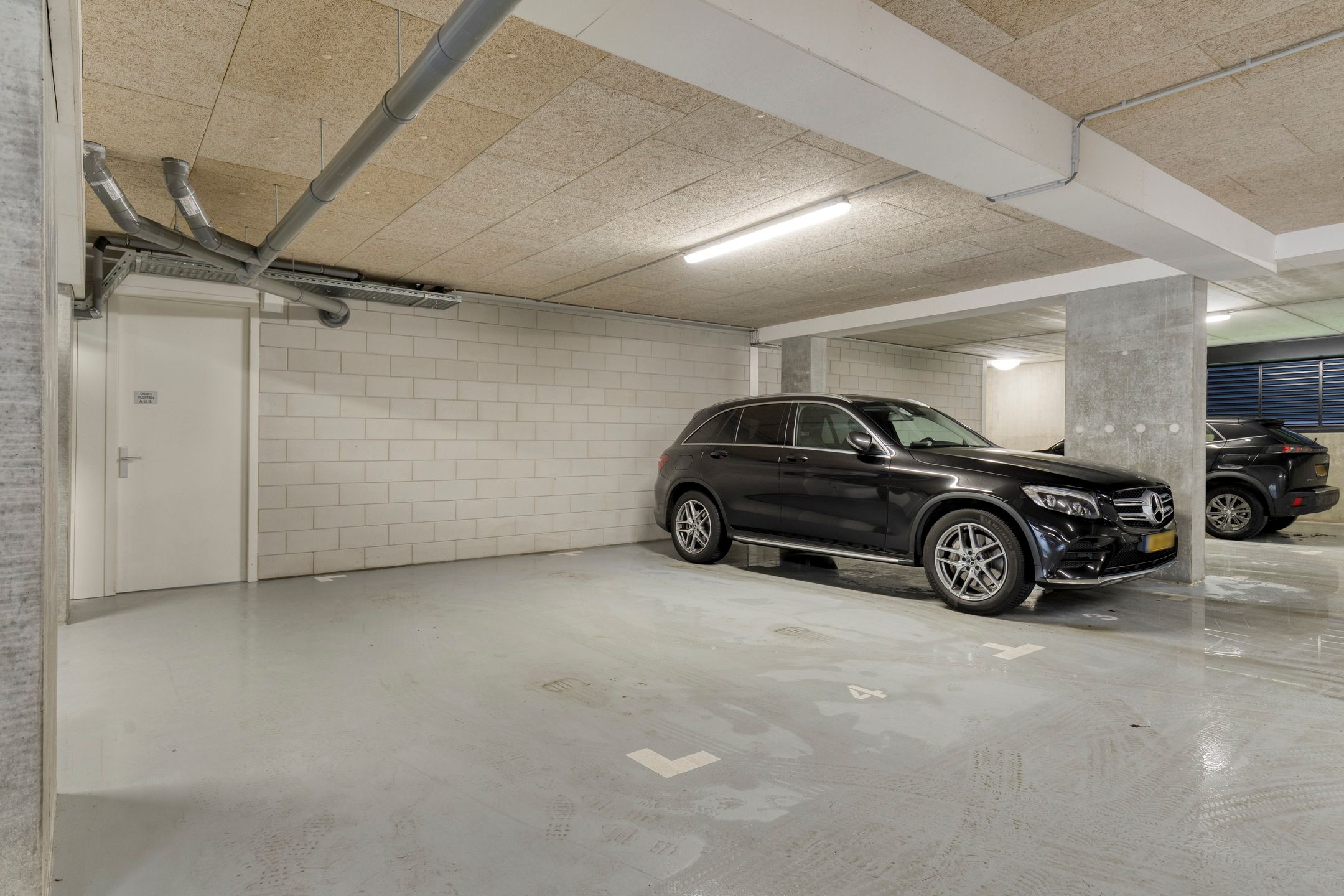 Foto 36 van Nicolaas Beetslaan 1-B4