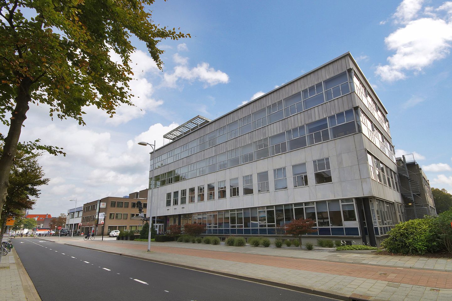 View photo 2 of Utrechtseweg 12