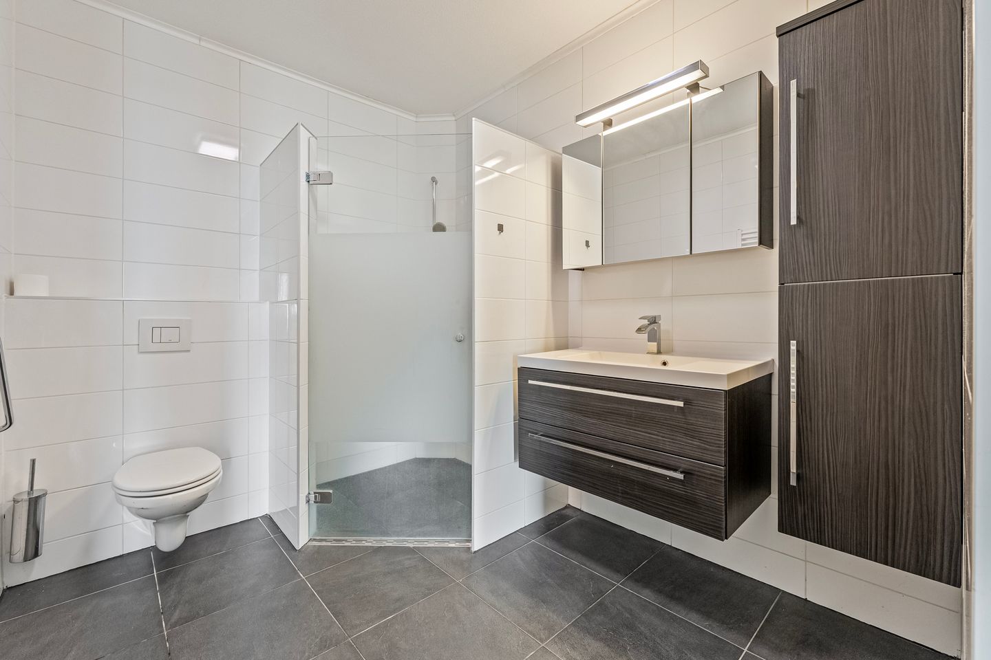 Foto 25 van De nije nering 56-31