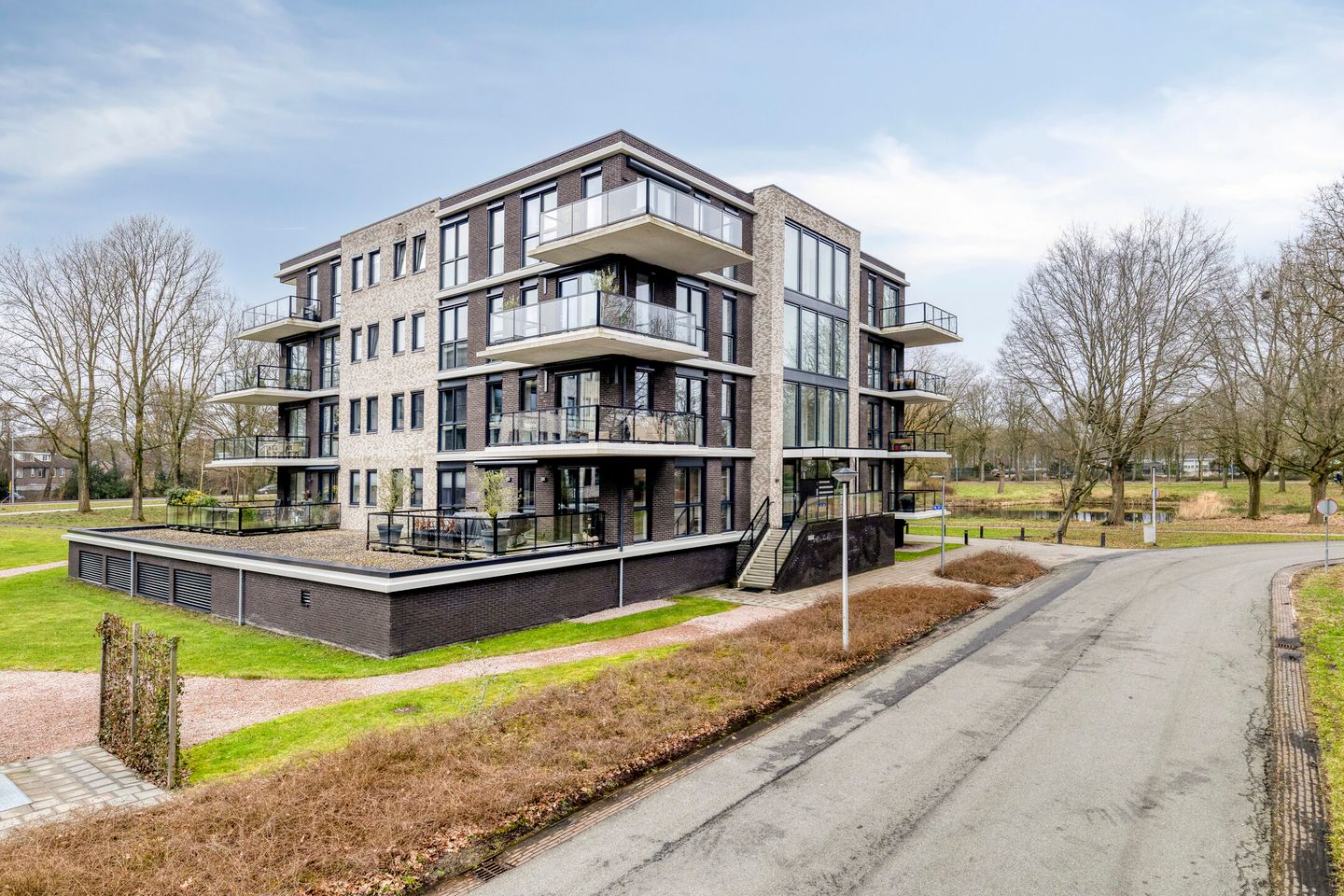 Foto 40 van Nicolaas Beetslaan 1-B4