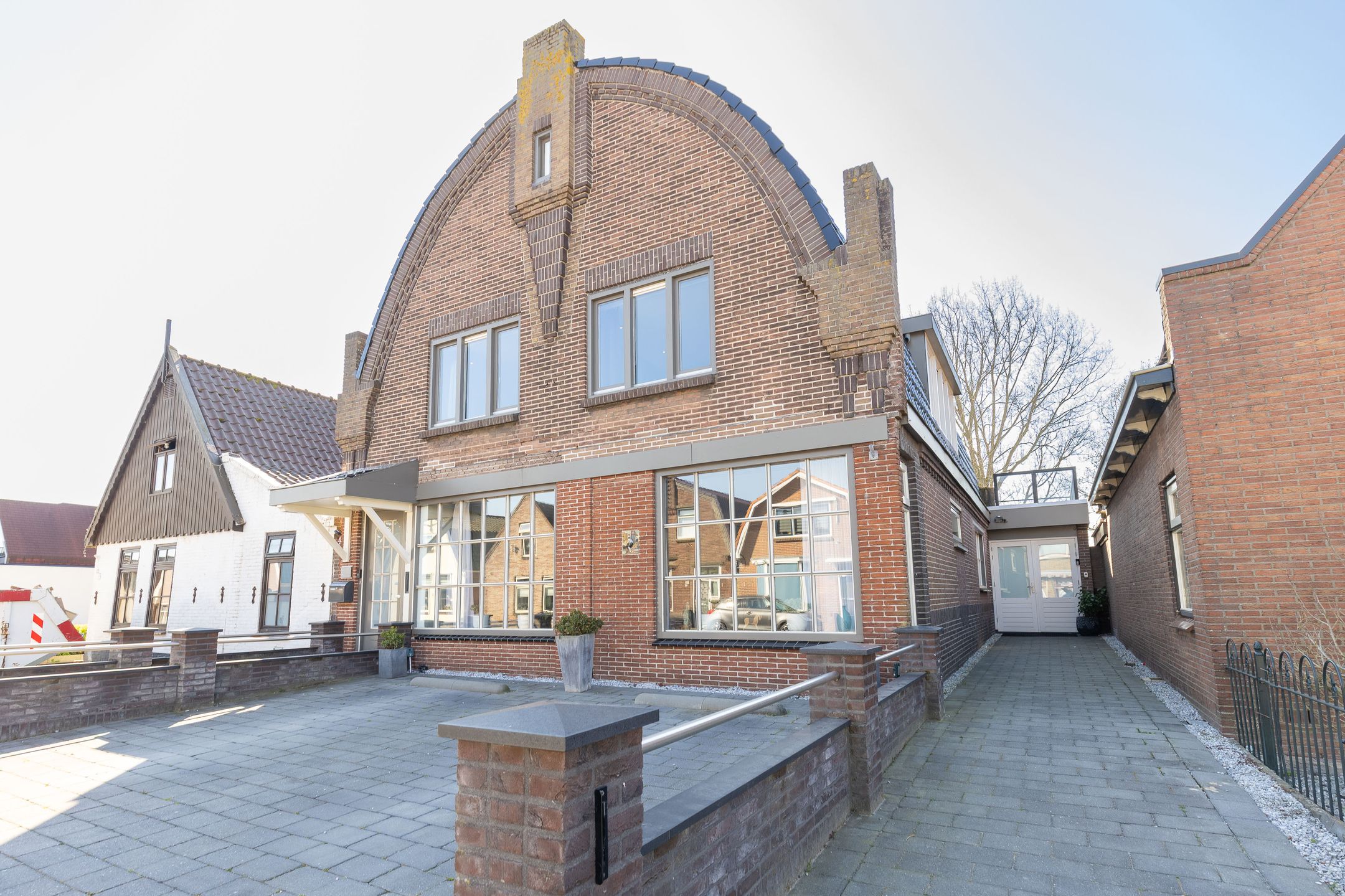 Buying a house in The Netherlands., Broekerhavenweg 192