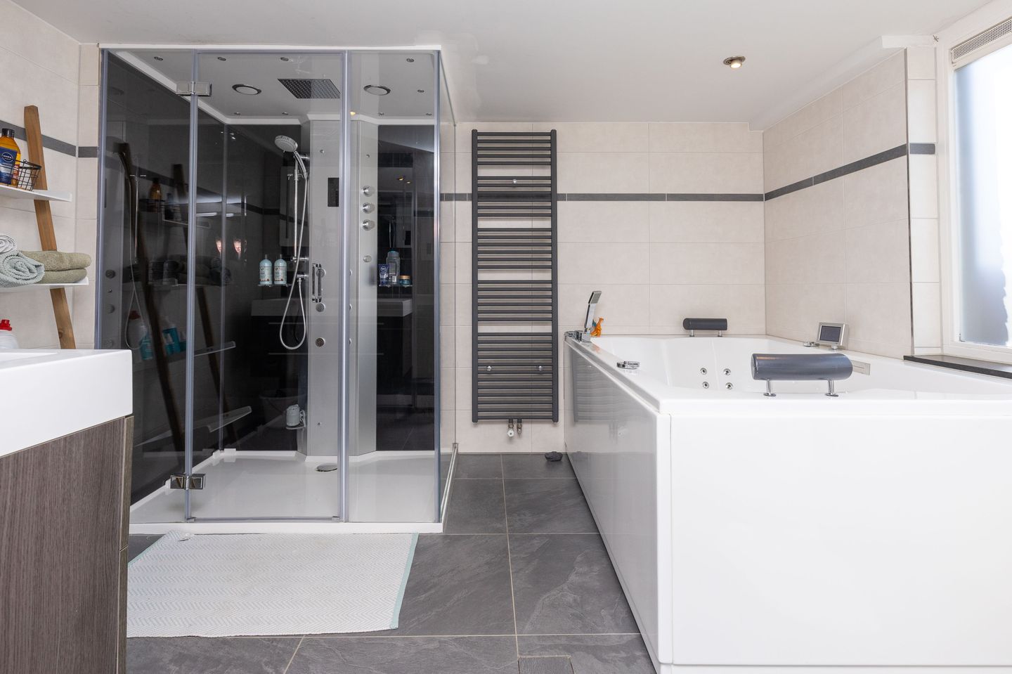 Foto 25 van Broekerhavenweg 192