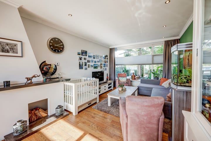 Photo 2 of Adriaen Brouwerstraat 5