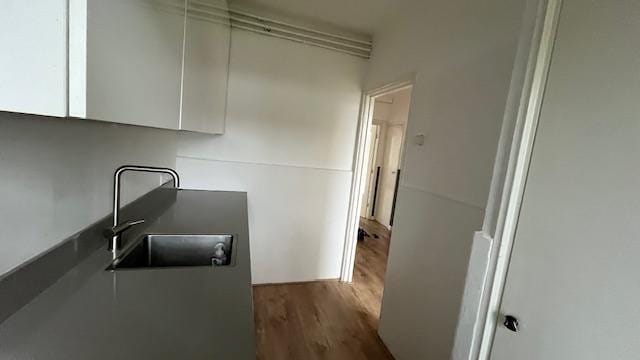 Renovated 4-Room Apartment with Two Balconies in De Bilt Oost — 21