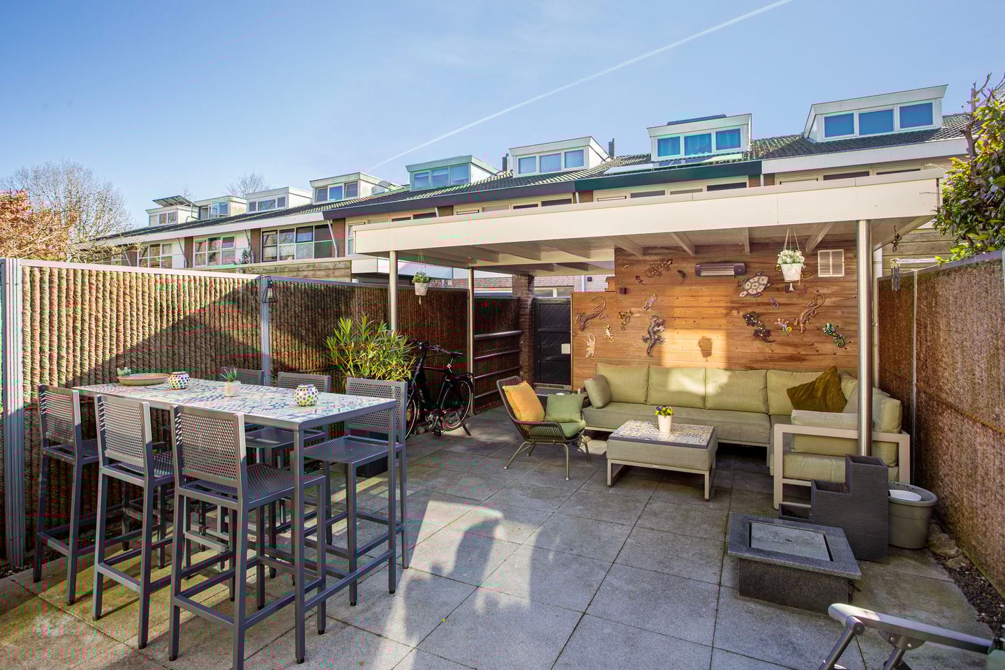 Photo 19 of De Nes 14