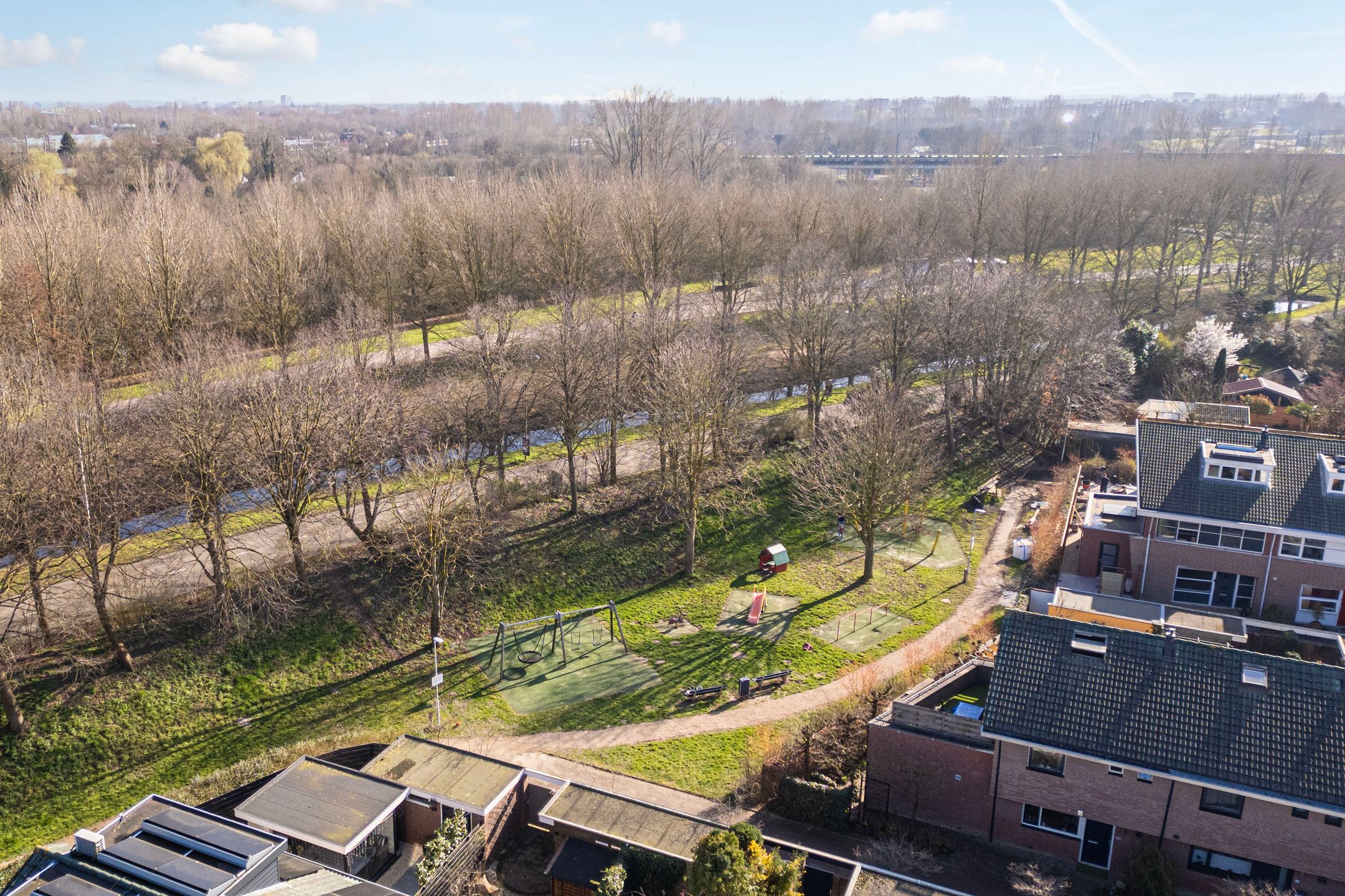 Photo 36 of De Nes 14