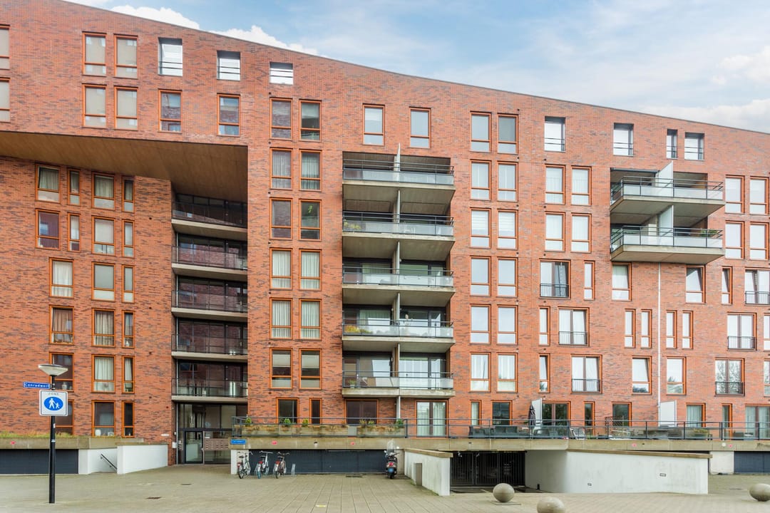 Benedenwoning aan Conradwerf 132, Zaandam