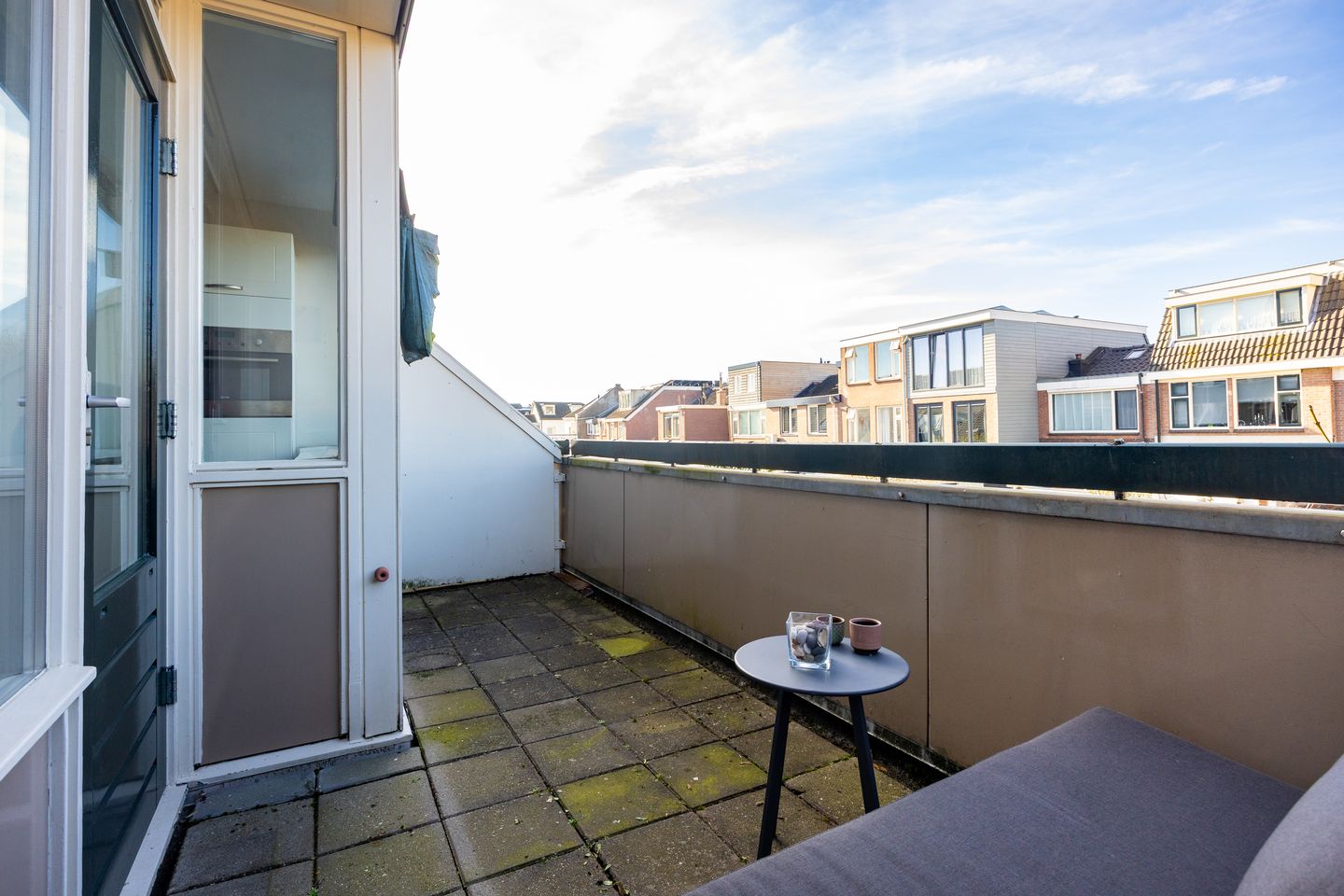 Spacious three room maisonnette with full width west facing balcony in charming Lauwerecht — 14