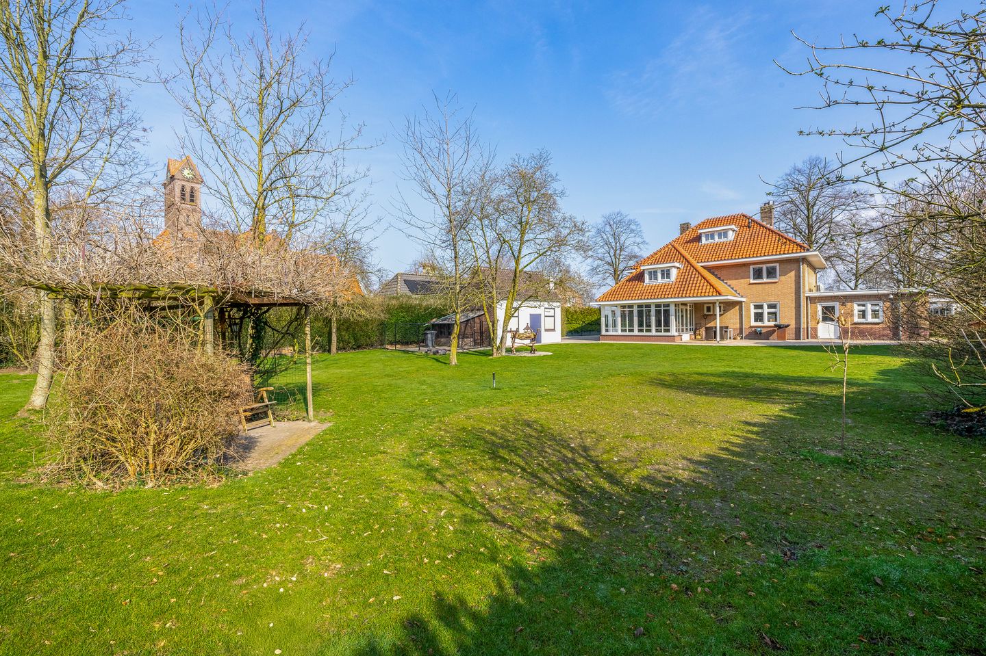 Photo 4 of Peeleik 8