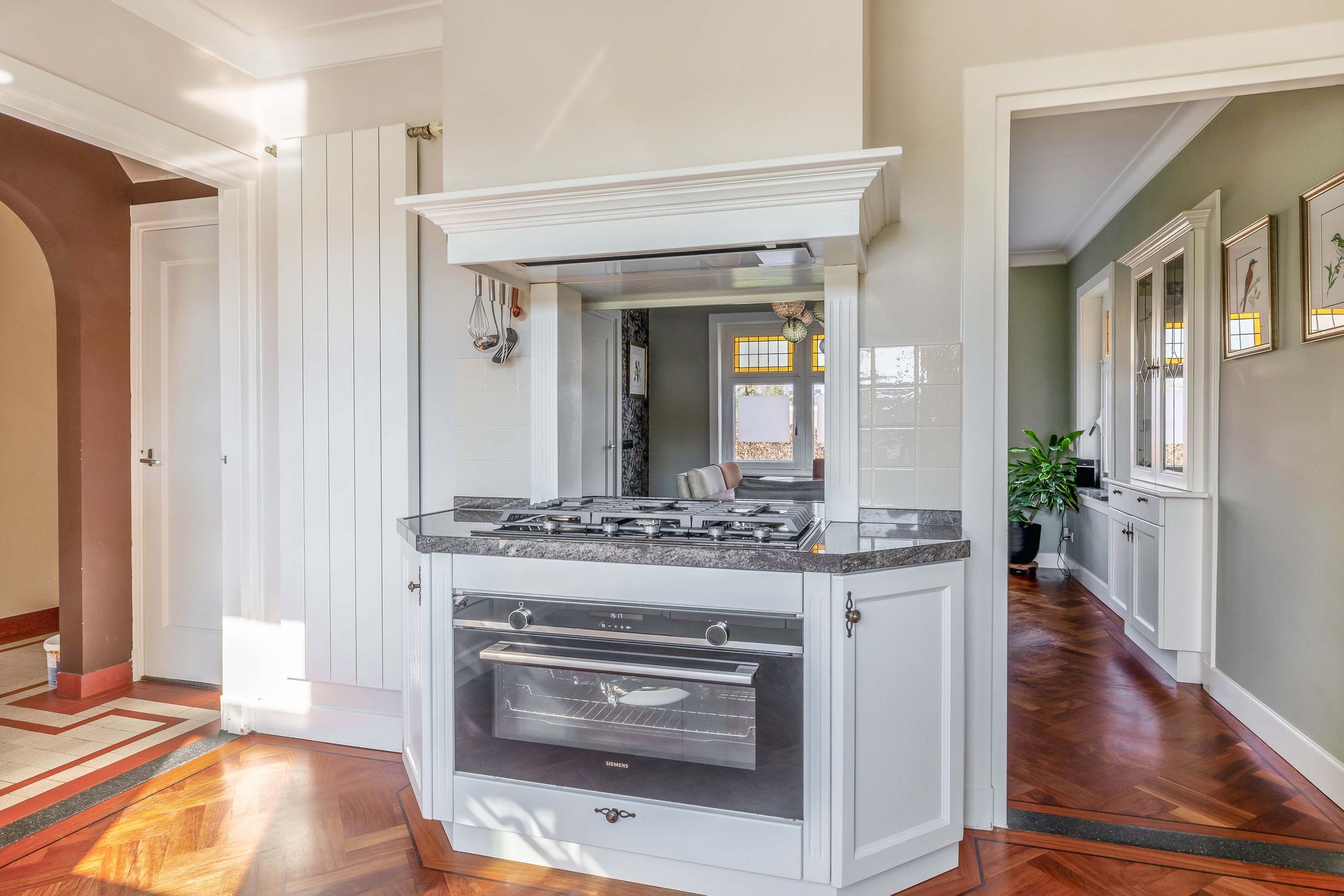 Photo 33 of Peeleik 8