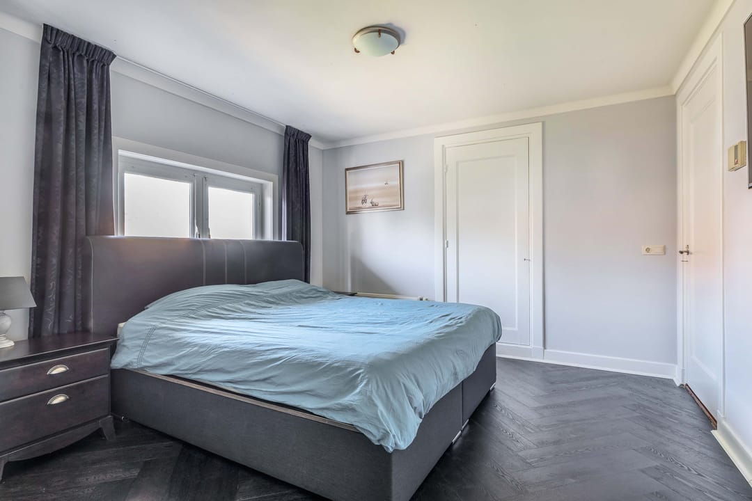 Photo 47 of Peeleik 8