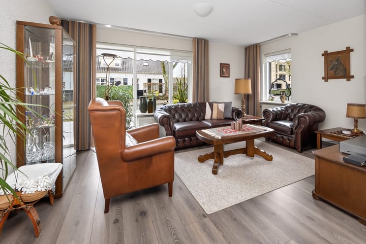 Photo 2 of Troelstralaan 5