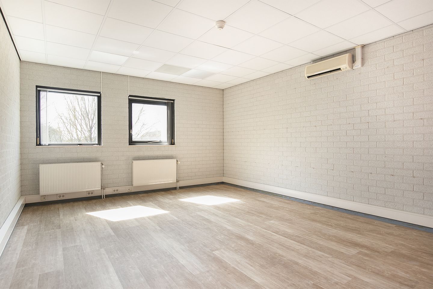 View photo 5 of Reidroas 2