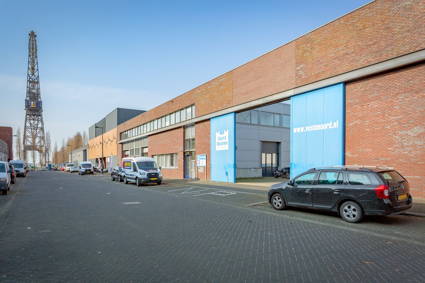 View photo 2 of Analoogstraat 25-27