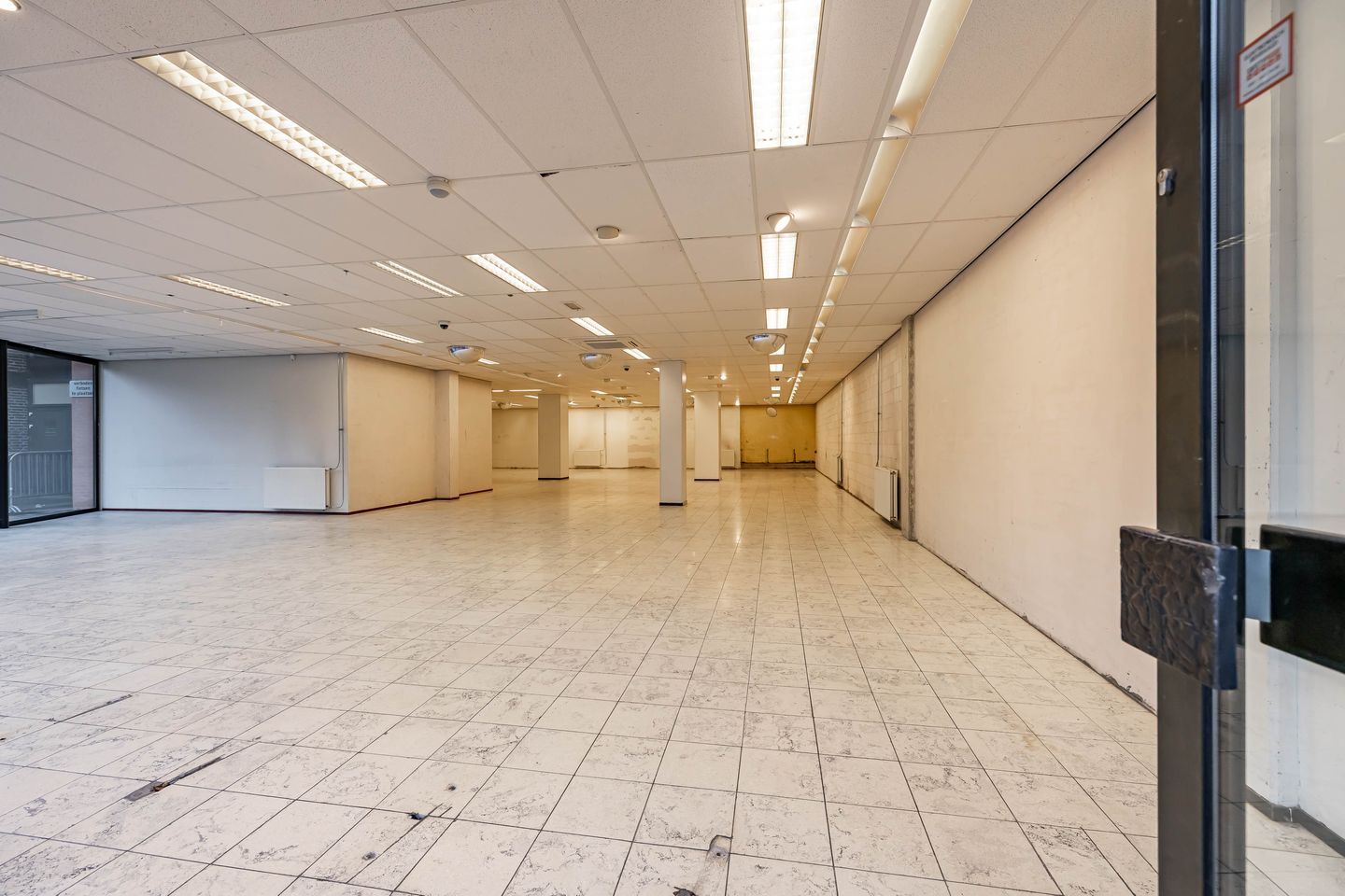 Bekijk foto 4 van Europalaan 2-01