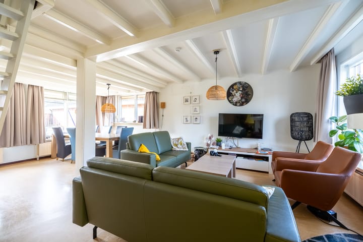 Photo 3 of Deutseveldstraat 21