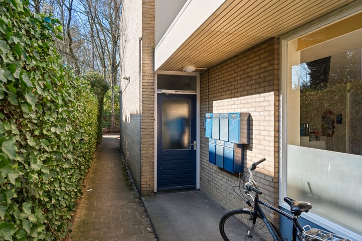 Photo 4 of Obrechtlaan 8
