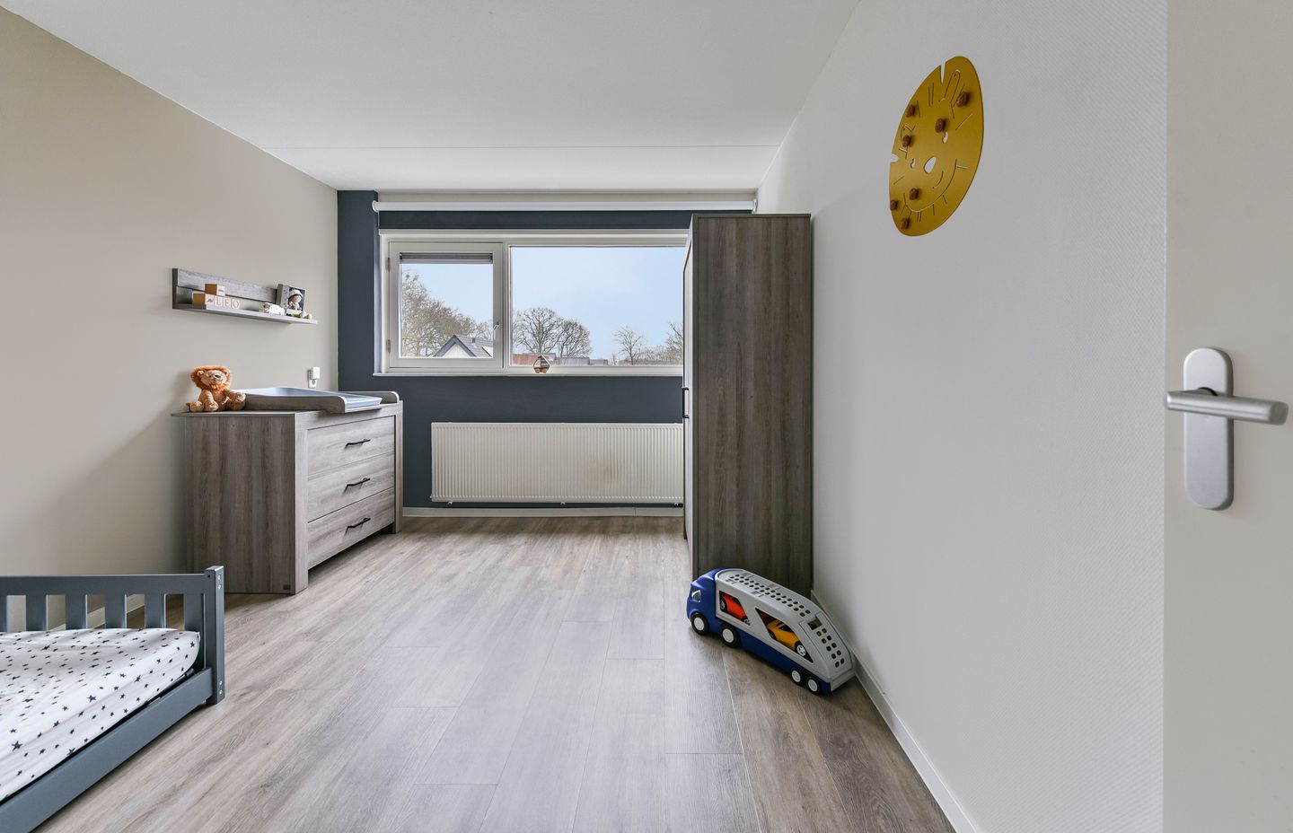 Spacious split-level home with 2 bathrooms and private parking — 20