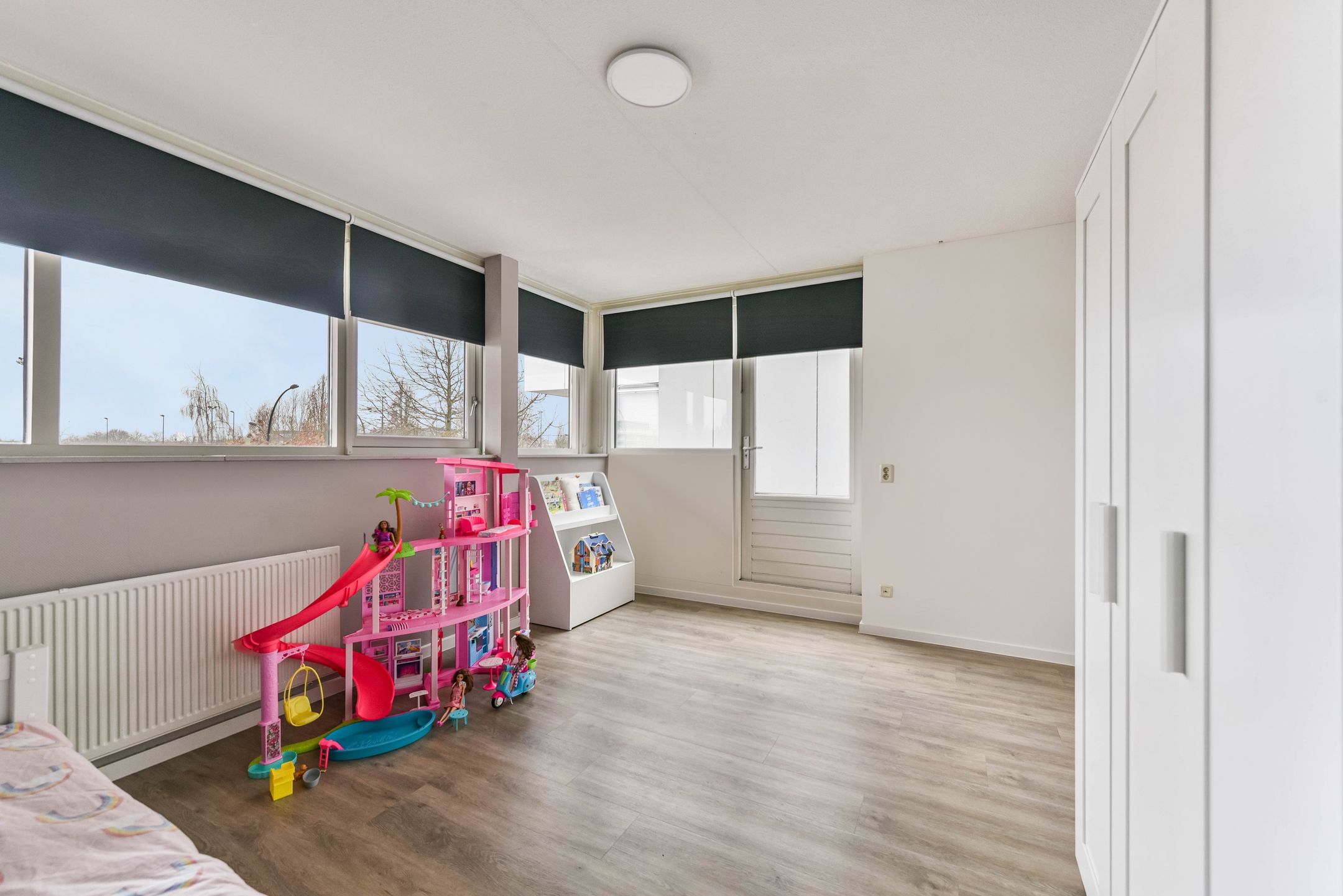 Spacious split-level home with 2 bathrooms and private parking — 27