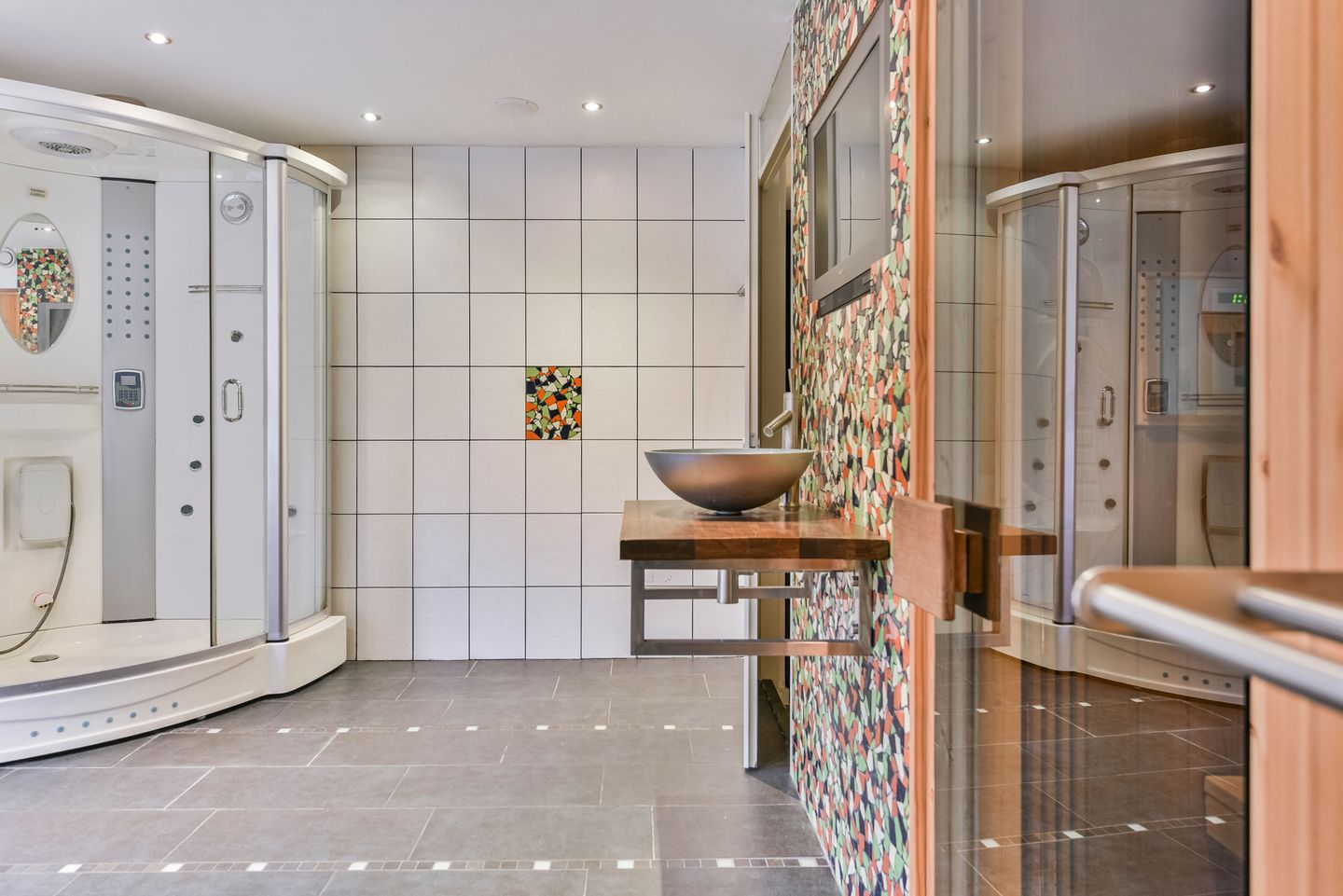 Spacious split-level home with 2 bathrooms and private parking — 35