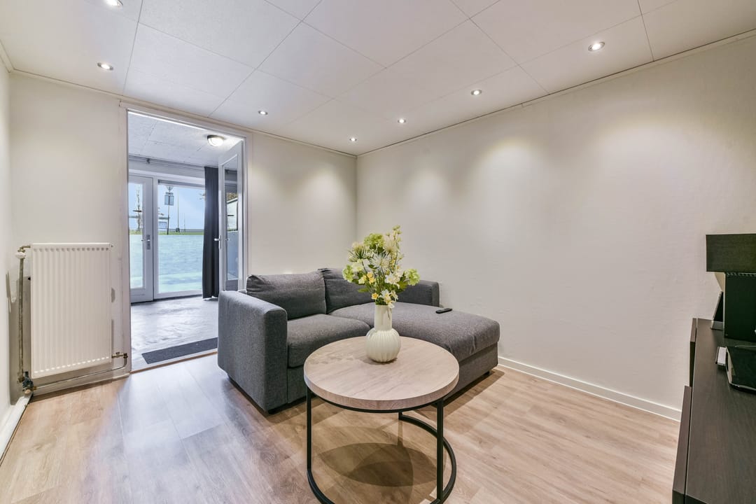 Spacious split-level home with 2 bathrooms and private parking — 38