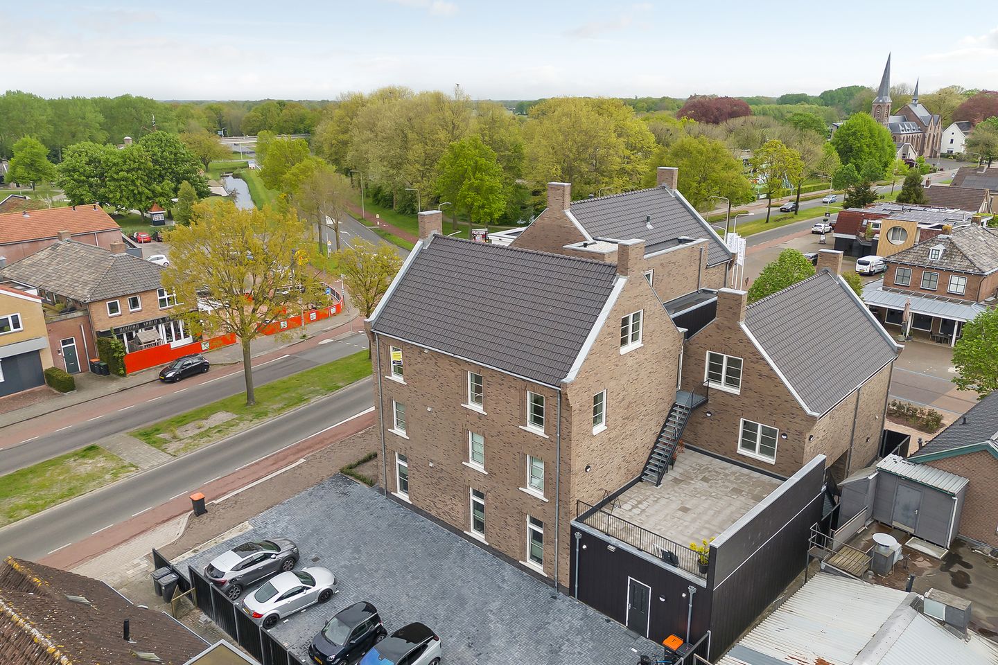 Foto 4 van Julianastraat 128