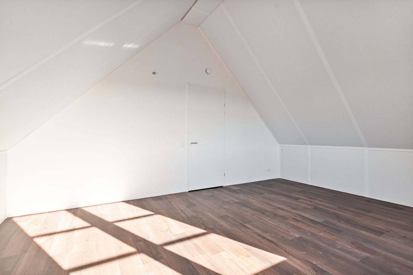 Foto 50 van Julianastraat 128