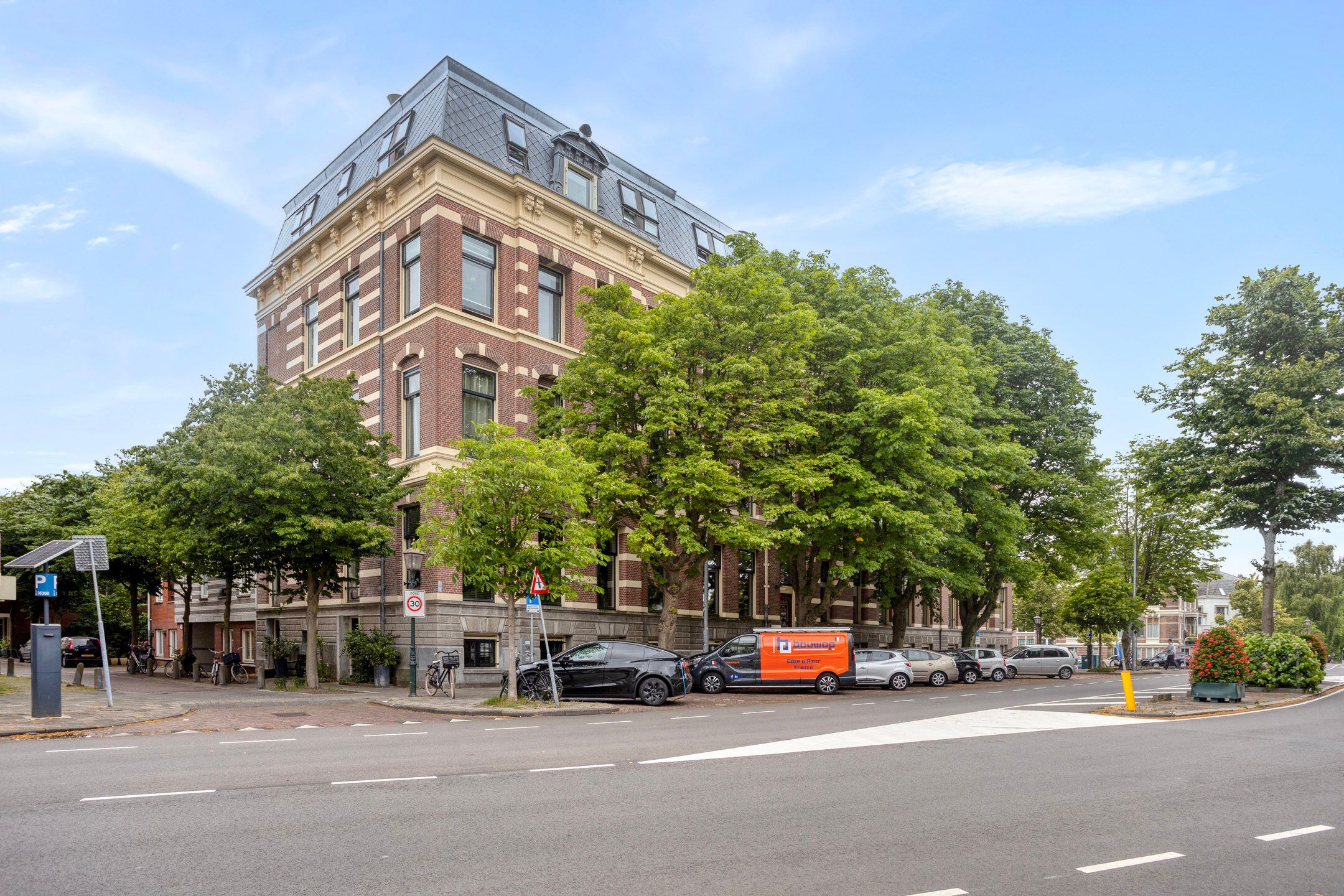 Foto 30 van Nassauplein 13