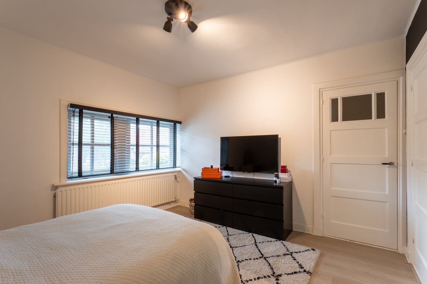 Foto 25 van Julianalaan 15