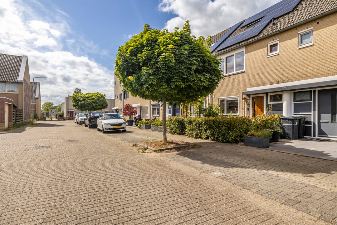 Photo 26 of Glenn Millerstraat 11