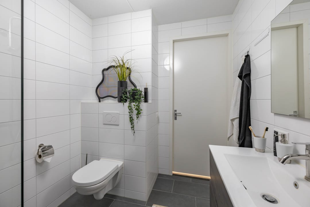 Photo 16 of Helper Oostsingel 42-G