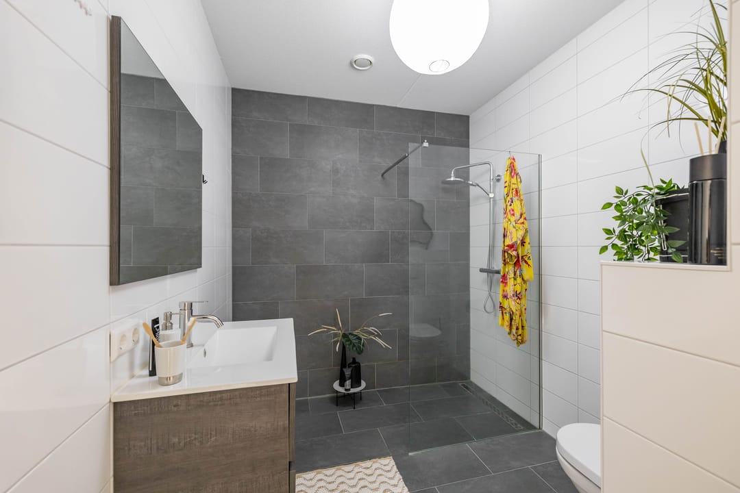 Photo 17 of Helper Oostsingel 42-G