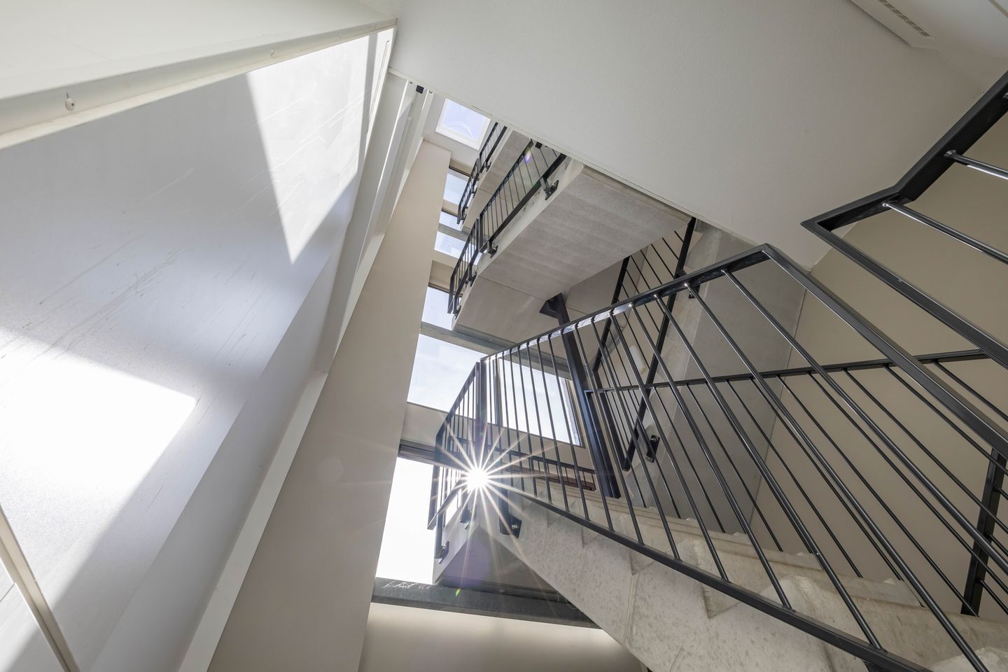 Photo 5 of Helper Oostsingel 42-G