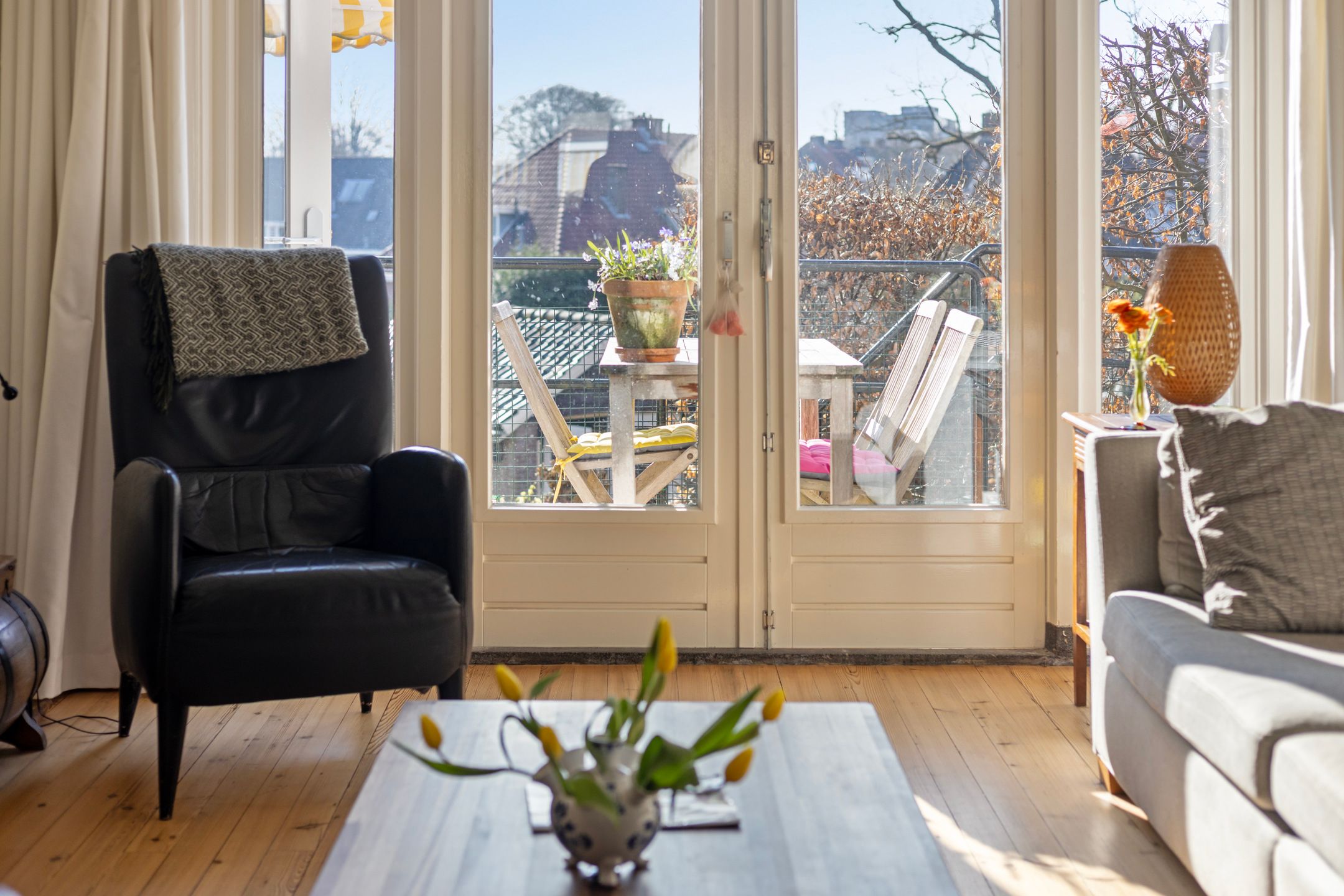 Photo 12 of Van Ruisdaelstraat 11