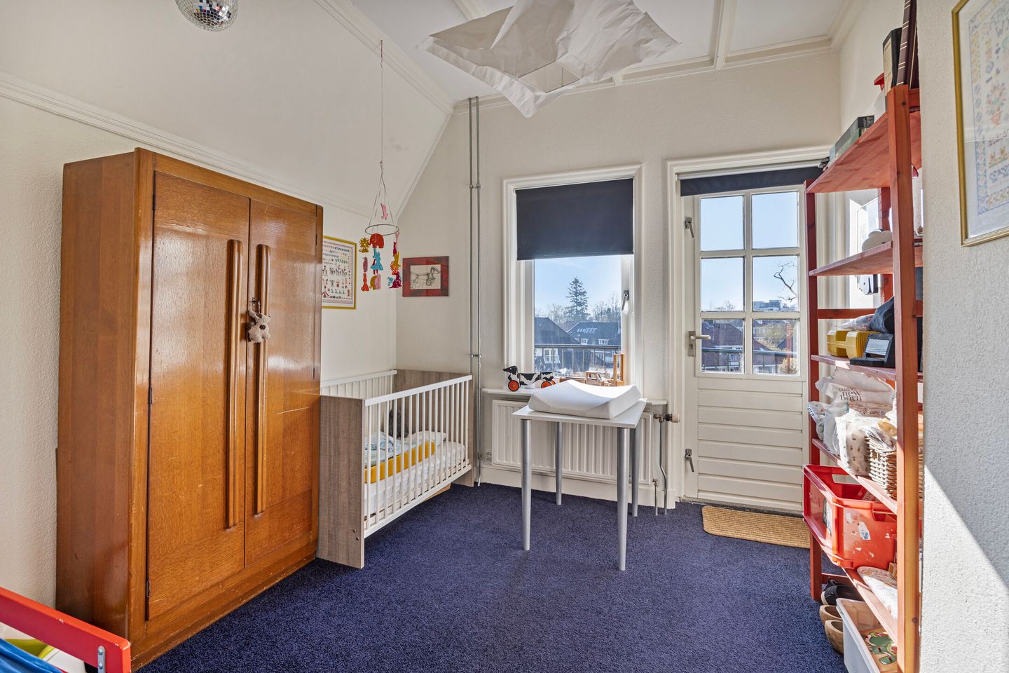 Photo 35 of Van Ruisdaelstraat 11