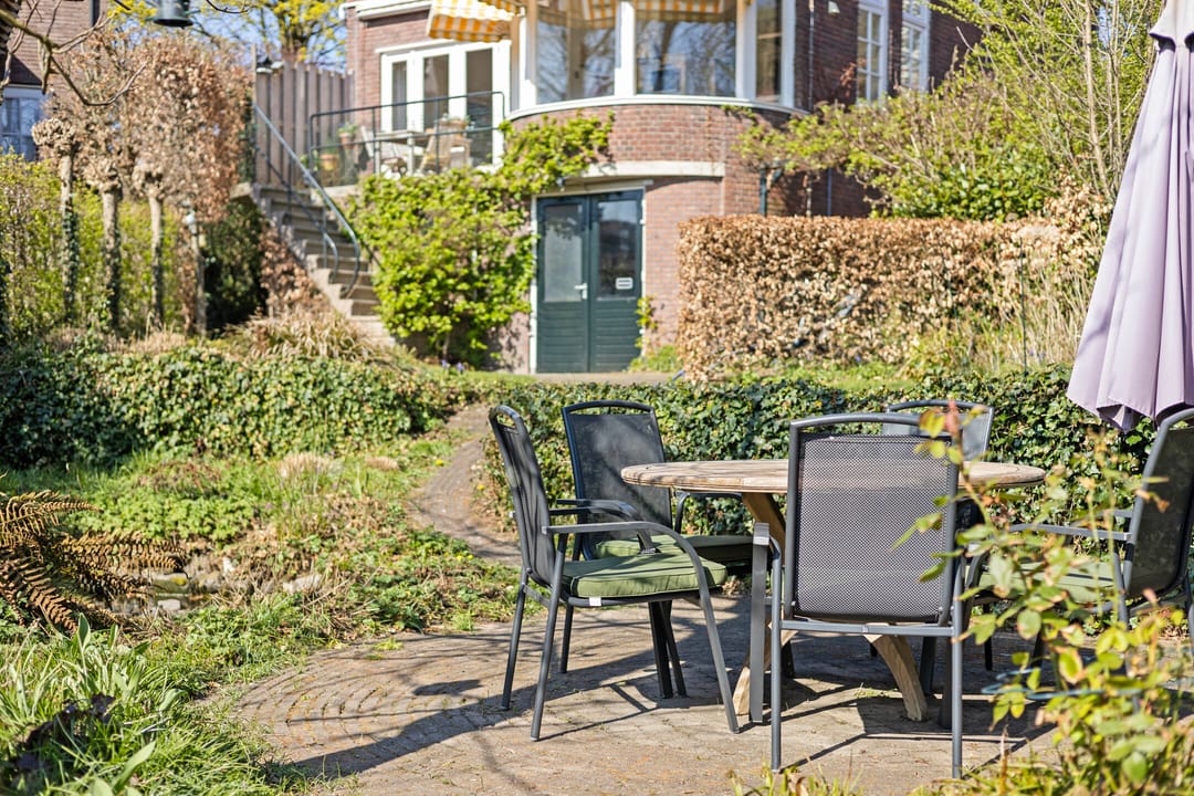 Photo 47 of Van Ruisdaelstraat 11