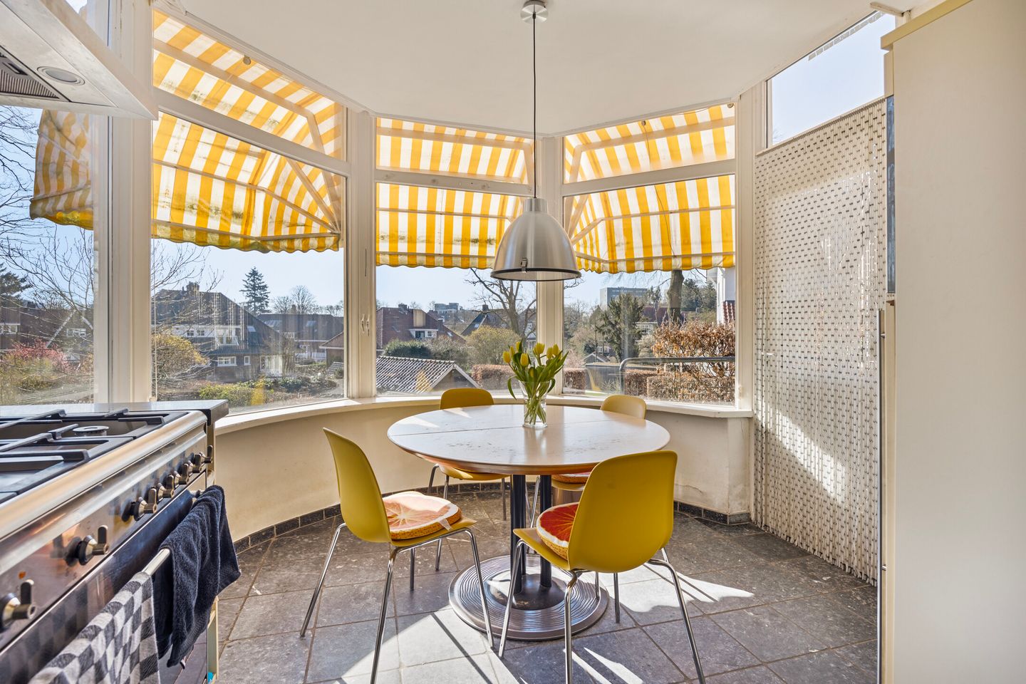 Photo 5 of Van Ruisdaelstraat 11