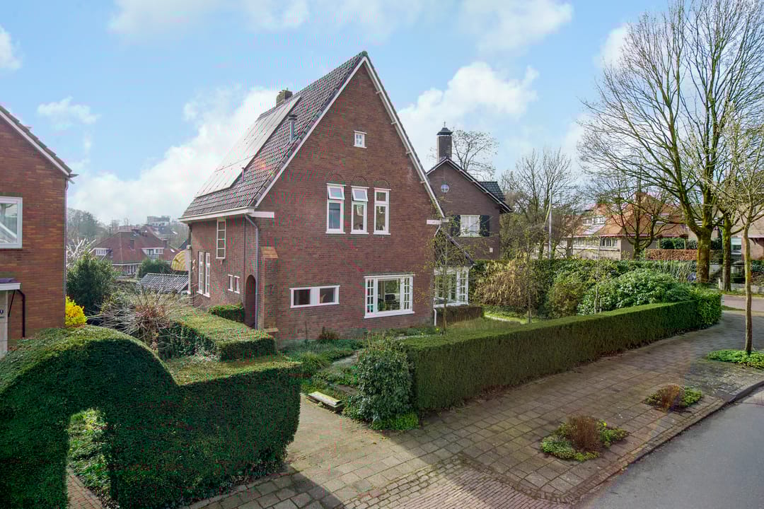 Photo 58 of Van Ruisdaelstraat 11