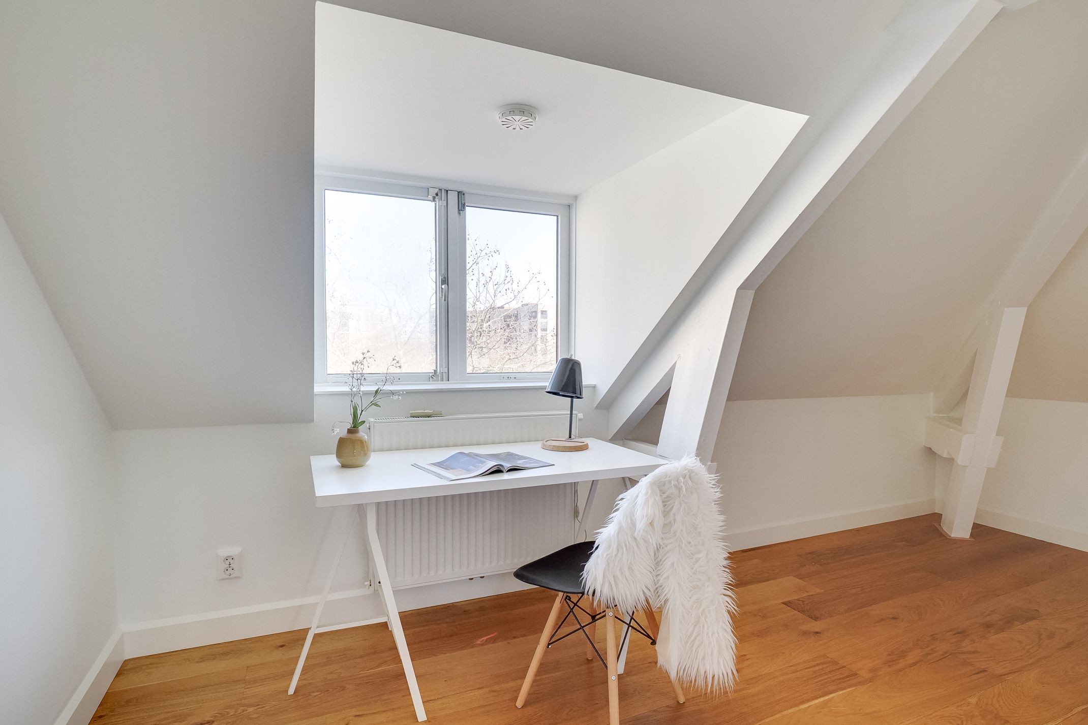 Foto 24 van Amsterdamsestraatweg 285-C