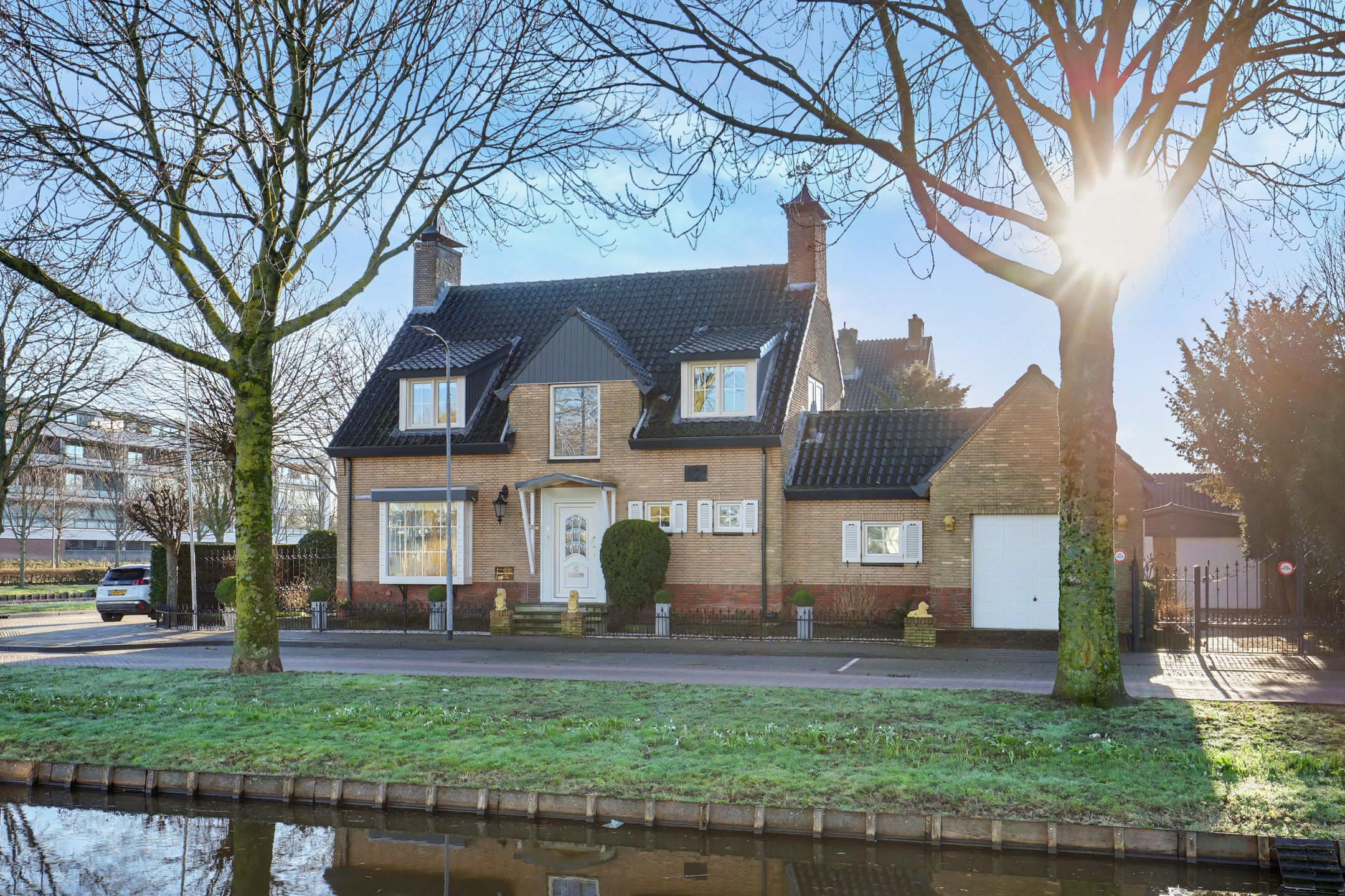 Buying a house in The Netherlands., Laurensvliet 4