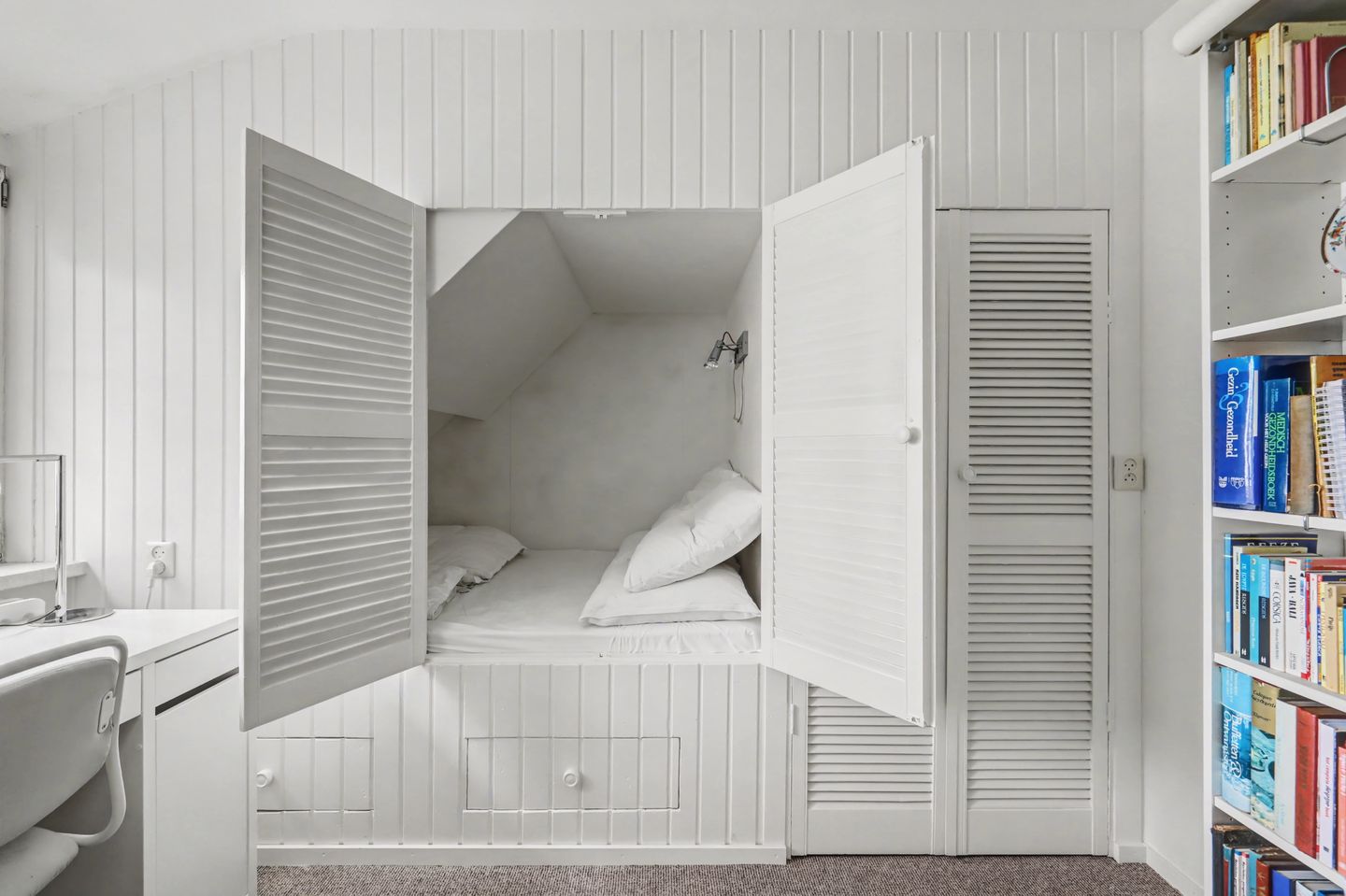 Foto 40 van Laurensvliet 4