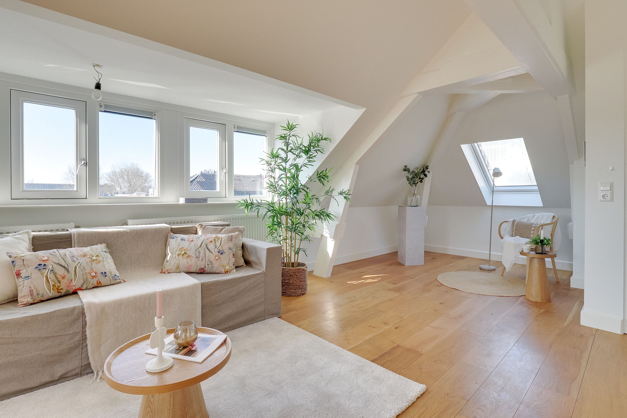 Foto 3 van Amsterdamsestraatweg 285-C