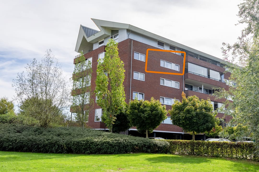 Comfortabel appartement op de 4e verdieping met balkon, parkeerplaats en fraai uitzicht in Cuijk