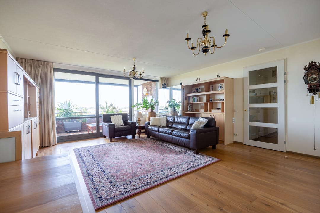 Comfortable 4th-floor apartment with balcony, parking, and scenic views in Cuijk — 13