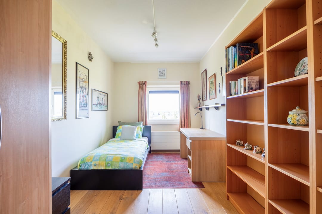 Comfortable 4th-floor apartment with balcony, parking, and scenic views in Cuijk — 21