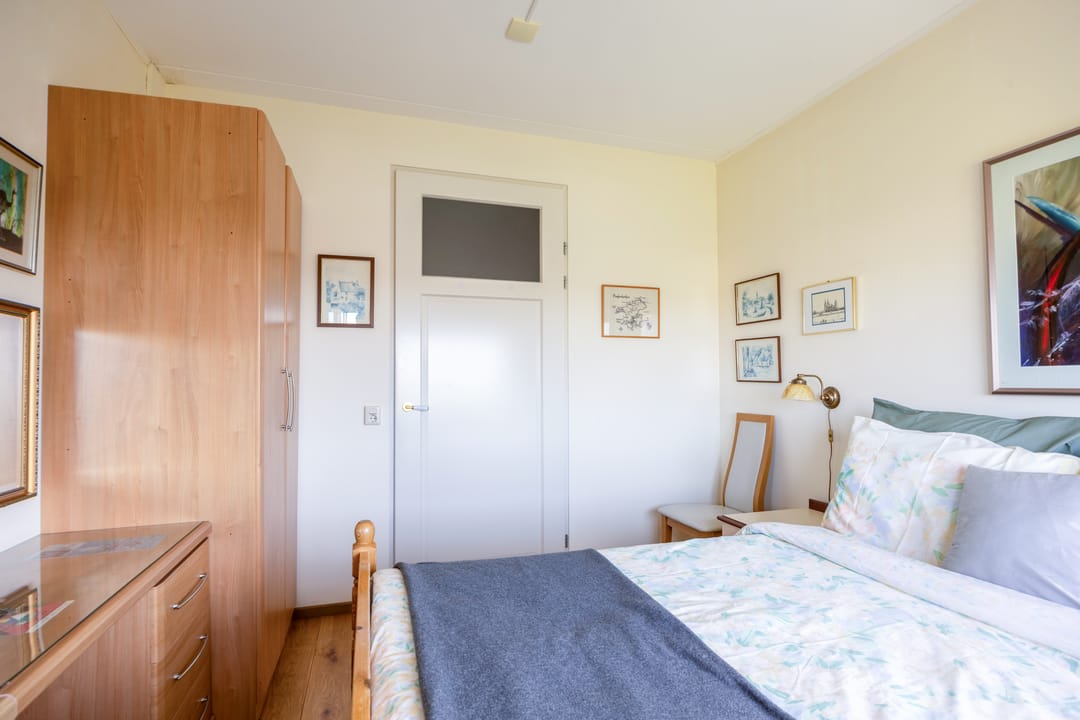 Comfortable 4th-floor apartment with balcony, parking, and scenic views in Cuijk — 31