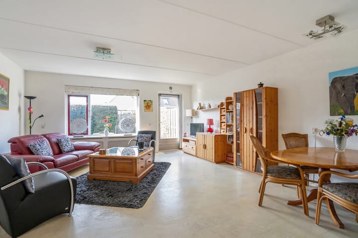 Foto 2 van Waterviolier 50