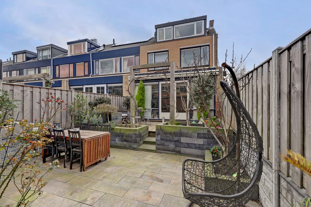 Photo 2 of Zilvermeeuw 18