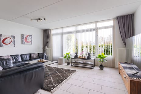 Plevier 27 tertiary image