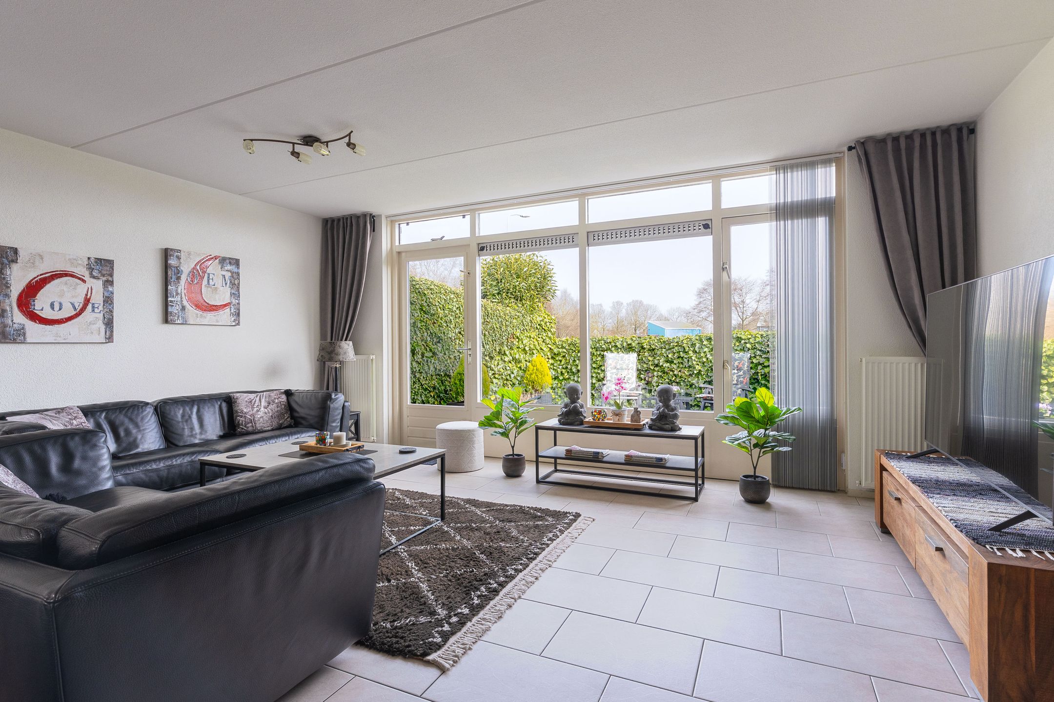 Foto 12 van Plevier 27